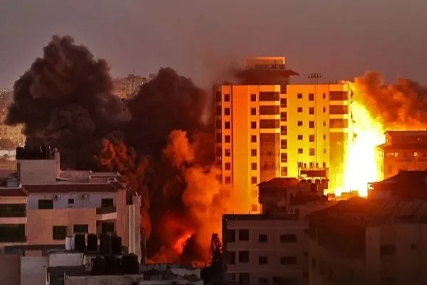 35 شهيداً بغزة وغارات الاحتلال تطال مقرات أمنية/ مجلس الأمن يعقد جلسة مغلقة حول أحداث القدس
