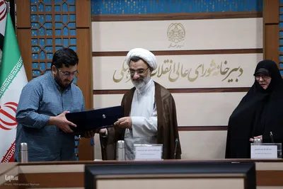 تقدیر از عوامل و دست‌اندرکاران برنامه تلویزیونی محفل