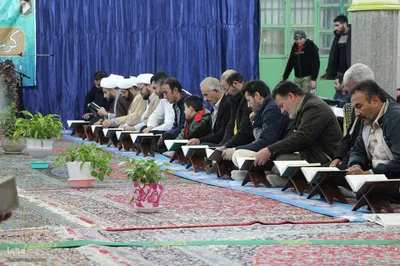 کرسی تلاوت قرآن در روستای گوراب ملایر