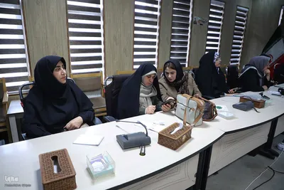نشست تبیینی پویش «زندگی با آیه‌ها» در آذربایجان‌شرقی