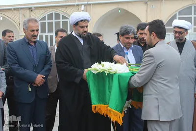 غبارروبی آستان مقدس امامزاده محمد‌عابد(ع) اراک/عکاس:زهرا بهرامی