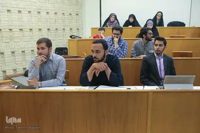 نخستین دوره مناظرات علوم انسانی اسلامی