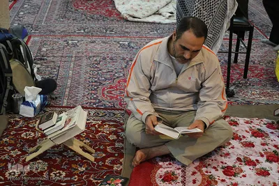 آیین معنوی اعتکاف در مصلی کرج