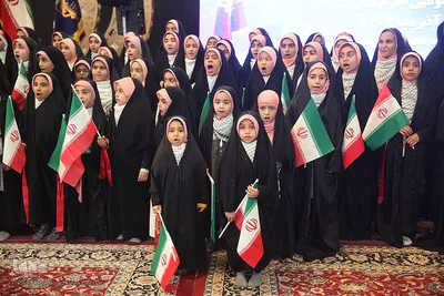 تجمع بزرگ و میقات صالحین بسیجیان در حرم شاهچراغ (ع)