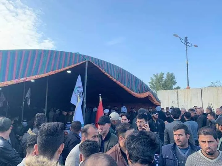 پرچم آمریکا و اسرائیل زیر پای عزاداران «دیاله» عراق/ پیکر المهندس به مرز شلمچه رسید