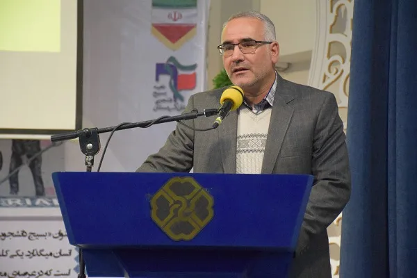 تجلیل از نفرات برتر جشنواره قرآن و عترت دانشجویان کردستانی
