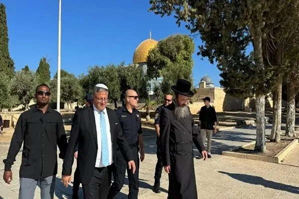 بن غفير يكشف نيته بناء كنيس لليهود داخل المسجد الأقصى