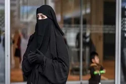 ‘মুখ ঢাকা পোশাক’ নিষিদ্ধে সুইস ভোটারদের রায় 