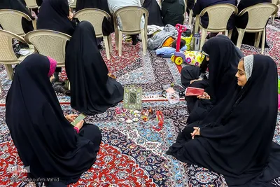 مراسم تحویل سال نو درگلستان شهدای اصفهان