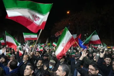 تشییع پیکر شهیدان «احمد میرزاوند» و «مرتضی بهاروند» و بیعت جامعه قرآنی لرستان با سومین رهبر انقلاب