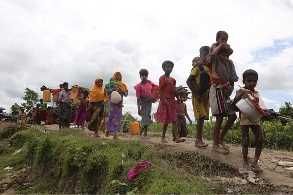 Arakan'daki çatışmalarda 4500'den fazla kişi yerinden oldu