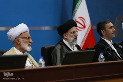 جلسه ستاد اقتصاد مقاومتی و شورای اداری استان مرکزی