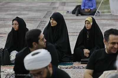 غبارروبی مضجع شریف حضرت معصومه(س) با حضور خبرنگاران