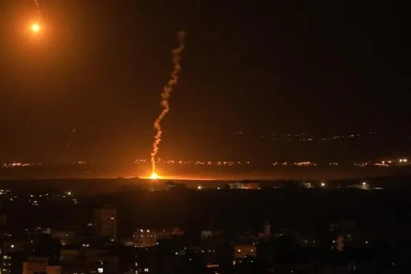 İsrail, Gazze'de Hamas'a ait bir gözetleme noktasını vurdu