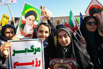 راهپیمایی یوم‌الله ۱۳ آبان در اصفهان