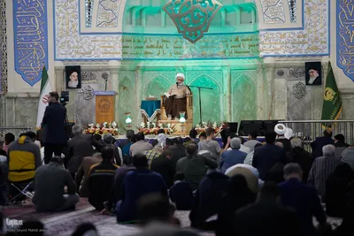 جلسات تفسیر قرآن در حرم رضوی