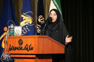 آیین اختتامیه جشنواره سراسری کبوتران حرم و رونمایی از شناسنامه شهید قاسم سلیمانی
