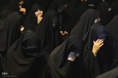 آیین وداع با پیکر شهید معصومه کرباسی در دانشگاه شیراز‎