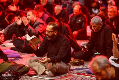مراسم احیای شب نوزدهم ماه رمضان در مسجد جامع واوان