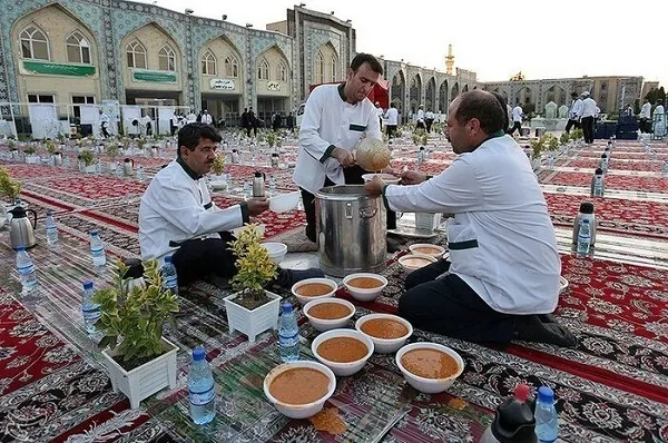 «بَربانگ» و «تراویح»؛ آیین‌هایی همسو با عطر نماز و برکت سفره افطار