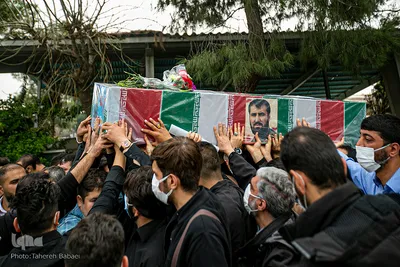 خاکسپاری پیکر شهید مدافع حرم مهدی بختیاری