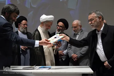 رونمایی از جلد اول کتاب دانشنامه علامه مرتضی عسگری