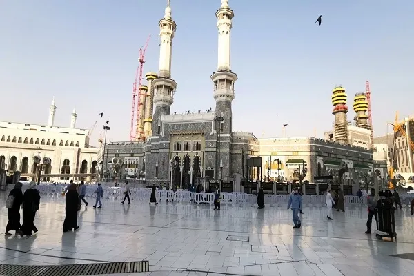 جریمه سنگین تکدی‌گری در مسجدالنبی و مسجدالحرام