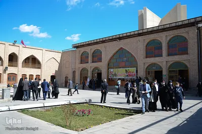 مراسم تحویل سال نو در آستان مقدس امامزاده سید حمزه(ع)‎ - تبریز
