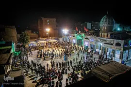عزاداری شب عاشورای حسینی در 
حرم امام زاده حسن(ع)