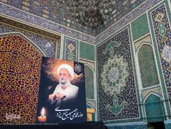 Maschhad nimmt Abschied von Allama Misbah Yazdi