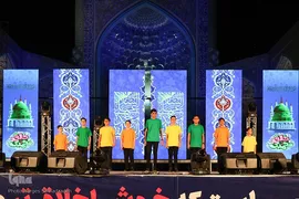 جشن میلاد پیامبر مهربانی‌ها در اصفهان