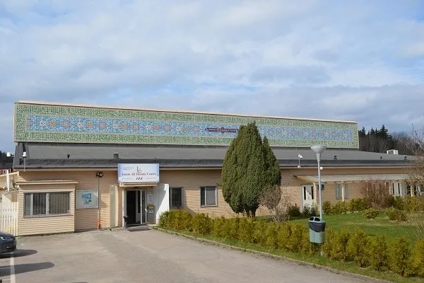 ‘Unacceptable’: Iranian Lawmaker Blasts Sweden’s Allegations Against Islamic Center