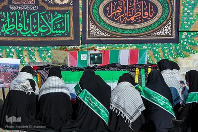 وداع با شهید گمنام در مدرسه دخترانه امام حسین(ع)