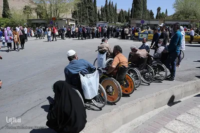 گردشگران نوروزی در آرامگاه سعدی‎‎