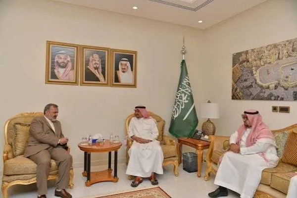 وزير الحج السعودي يستقبل رئيس منظمة الحج الإيراني