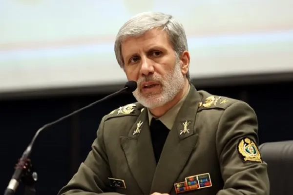 امیر حاتمی: حمله نظامی به ایران بلوفی در قبال سرافکندگی دشمنان است