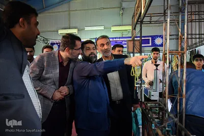 بازدید استاندار خوزستان از نمایشگاه قرآن و عترت استان 