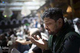 مراسم دعای عرفه در آستان عباسی