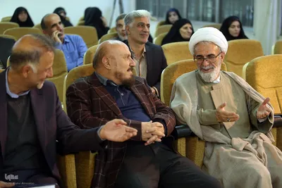 رونمایی از مجموعه ۵ جلدی تاریخ جامع فلسفه
