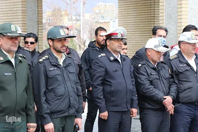 غبارروبی گلزار شهدای ملایر هم‌زمان با روز بزرگداشت شهدا