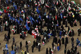 جشن پیروزی انقلاب اسلامی در میدان آزادی