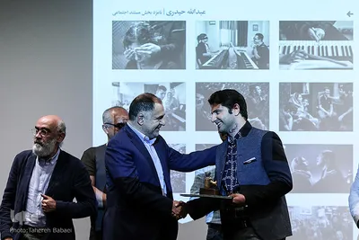 عبدالله حیدری، برگزیده مجموعه عکس مستند اجتماعی سومین دوره اعطای نشان عکس سال مطبوعاتی