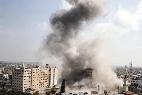 İsrail Qüds xəstəxanasını bombalamaqla hədələyib