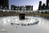 اقامه نماز در کنار کعبه با حفظ فاصله اجتماعی