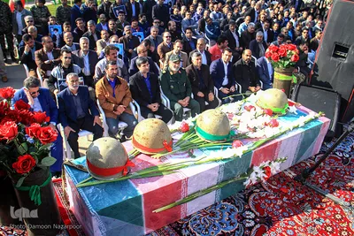 خاکسپاری پيكر شهيد گمنام دفاع مقدس در مجتمع آموزش صنعت نفت اهواز 