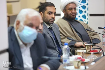 کرسی آزاد اندیشی راهکارهای وحدت حوزه و دانشگاه