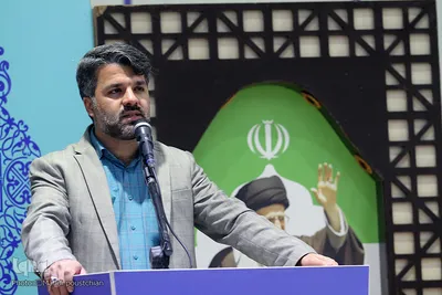 همایش بزرگداشت چهل و دومین سالگرد پیروزی انقلاب با عنوان «انقلاب اسلامی، بالنده و استوار»