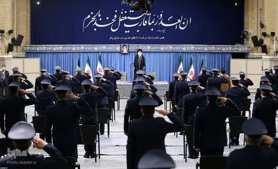 دیدار فرماندهان و کارکنان نیروی هوایی ارتش با رهبر انقلاب
