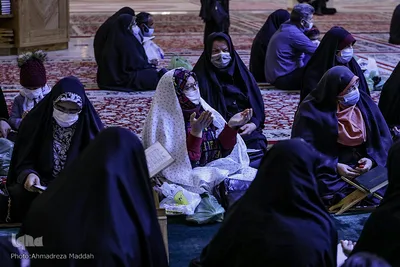 کرسی تلاوت قرآن در حرم شاهچراغ(ع)‎‎ به مناسبت عید مبعث‎‎