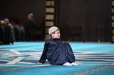 ابتکار شیرین پسربچه انگلیسی برای مقابله با اسلام‌هراسی